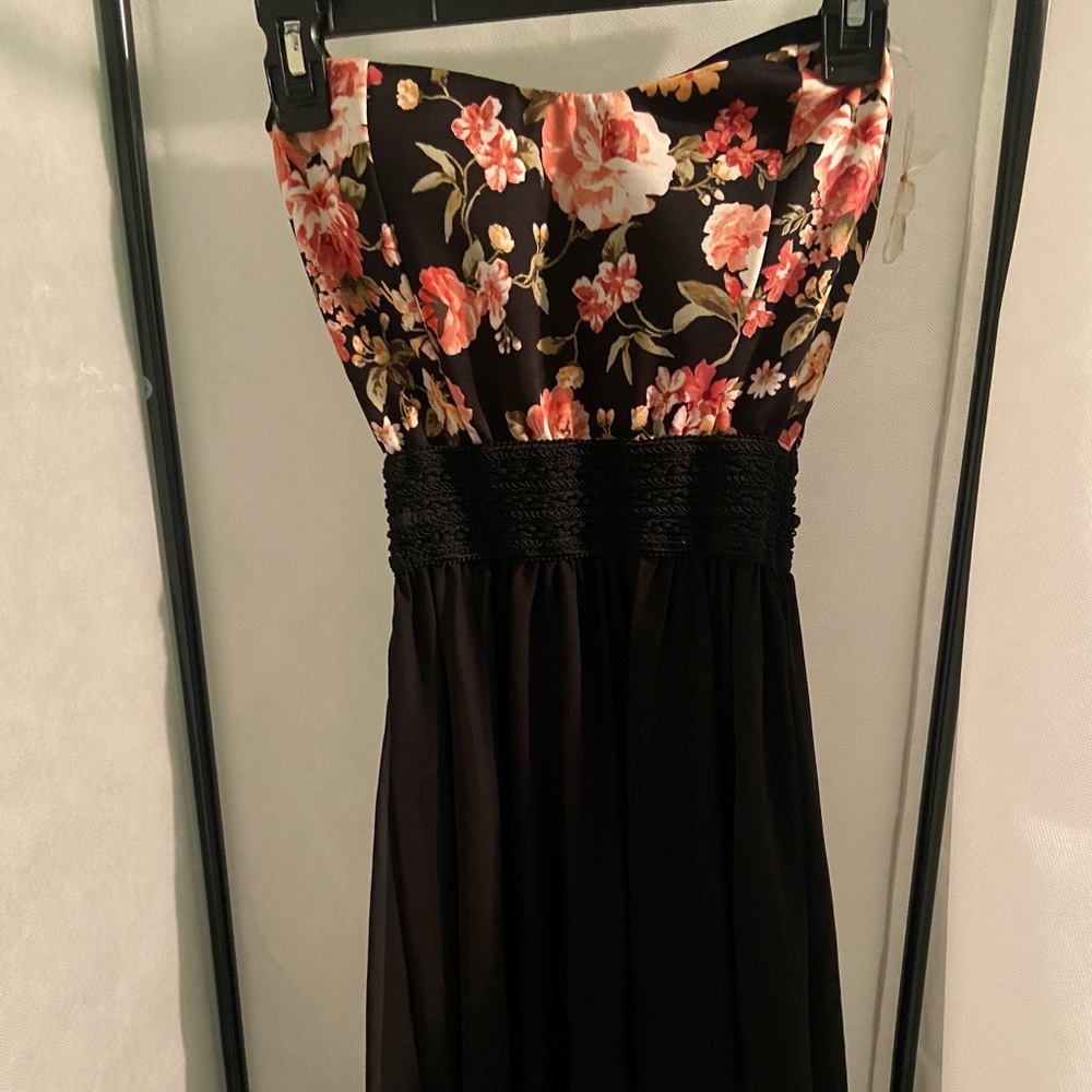 Long Strapless dress